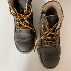 Size 2 Boy Boots